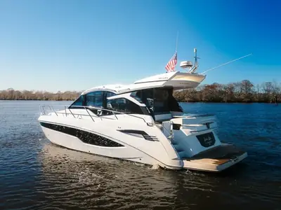 2023 Galeon 425 HTS