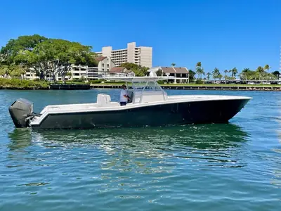2014 Invincible 42 Open