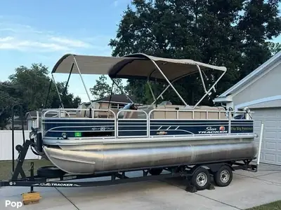 2023 Sun Tracker FISHIN BARGE 20 DLX
