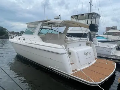 1995 Tiara 4000 Express
