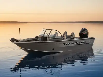 2026 Tracker Targa V-19 Combo