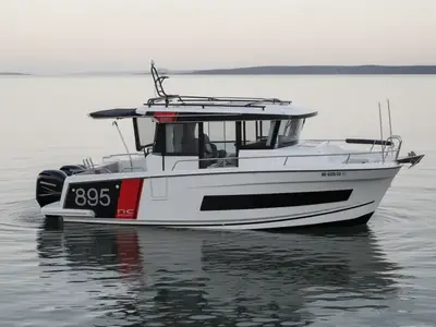 2023 Jeanneau NC 895 SPORT