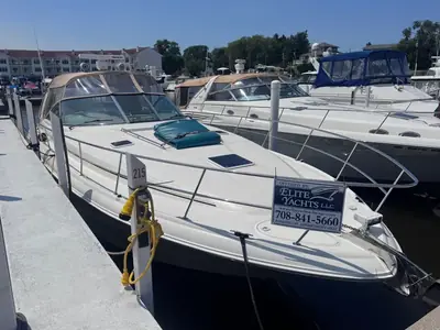 2000 Sea Ray Express Cruiser 410