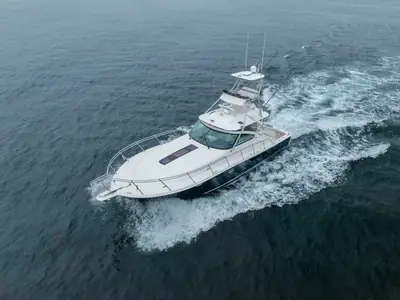 2015 Tiara 4300 Open