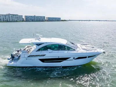 2018 Cruisers 50 Cantius
