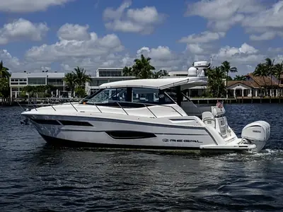 Regal 38 XO