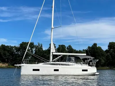 Bavaria C38