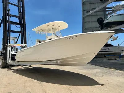 Cobia 262 Center Console