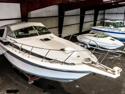 1987 Chris-Craft 320 AMEROSPORT
