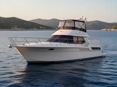 1995 Carver 325 AFT CABIN