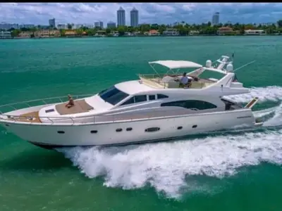 Ferretti 680