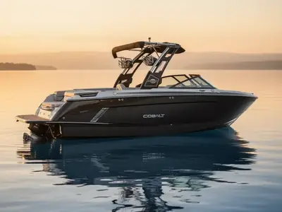 2022 Cobalt R8 Surf