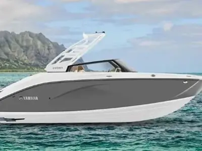 2025 Yamaha 222SD