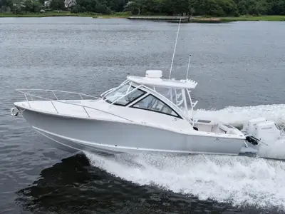 Albemarle 30 Express