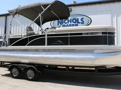 2018 Bennington Pontoons 21 SL