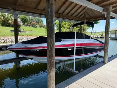 2007 Four Winns H240