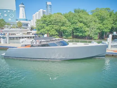 VanDutch 40