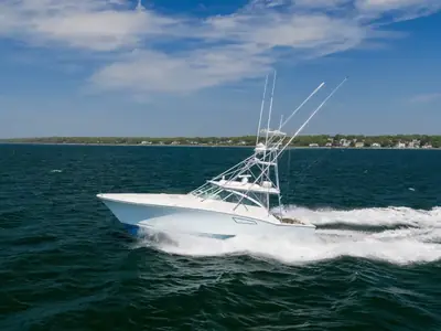 2002 Cabo 45 Express