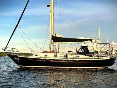 1998 Pacific Seacraft 37