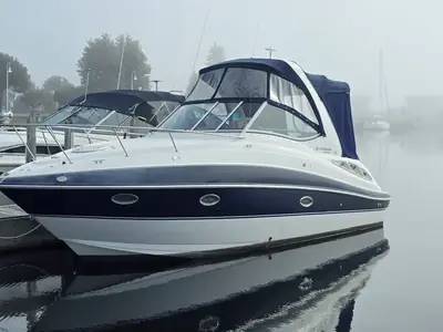 Cruisers 310 Express