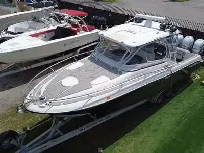2005 Hydra-Sports 3300