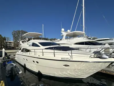 Aicon 56 Flybridge