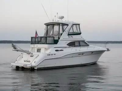 1999 Sea Ray 420 Aft Cabin