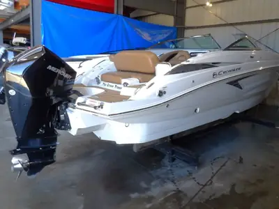 2023 Crownline 250 XSS