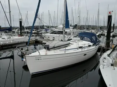 Bavaria 37 CRUISER (2005-2007)