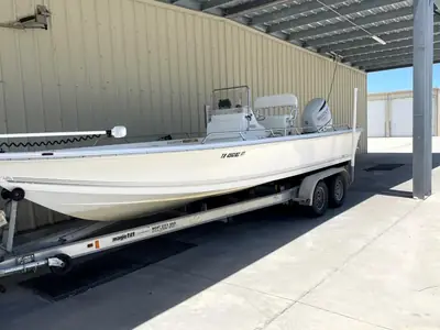 2005 Canyon Bay 2400