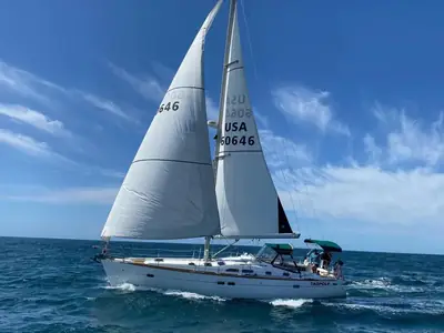 2005 Beneteau Oceanis Clipper 423