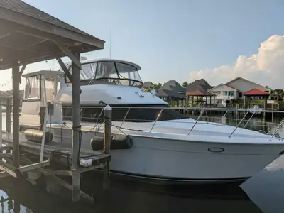Carver 455 AFT CABIN