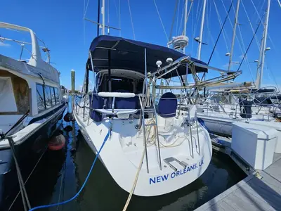 2001 Catalina 470