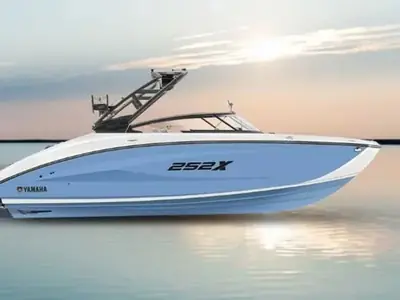 Yamaha 252XE
