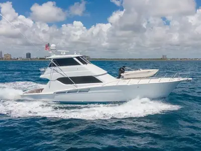 Hatteras 60 Convertible