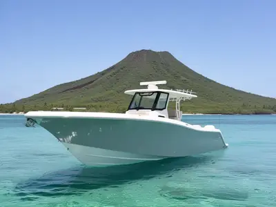 2024 Fountain 38 Center Console