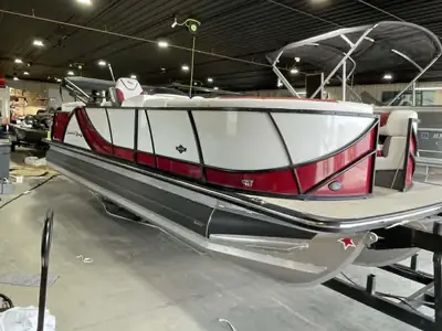 South Bay Pontoons 525E