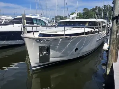 Greenline 40 Hybrid