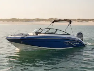 2025 Yamaha SX195
