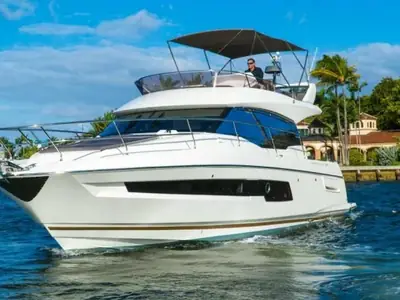 2018 Prestige 460S Coupe