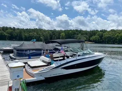 Regal 2550