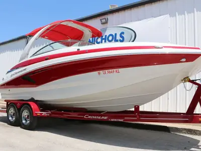 2022 Crownline E255