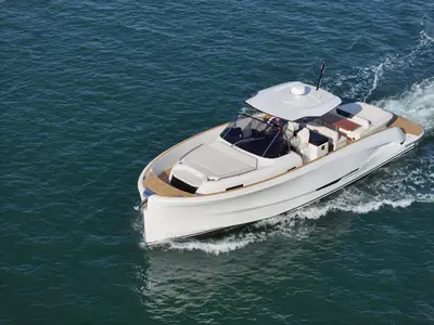 2022 Solaris Power 44 Open