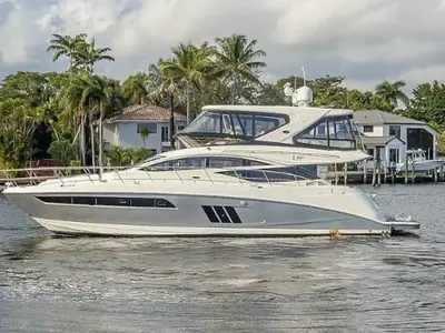 Sea Ray L590 Fly