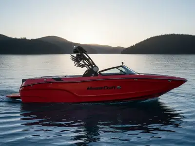 2024 MasterCraft XT24