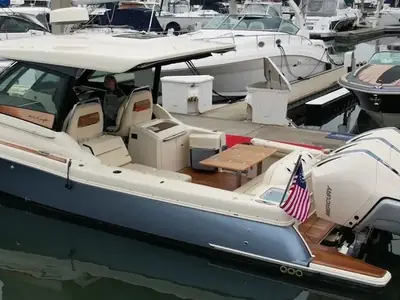 2023 Chris-Craft Calypso 35