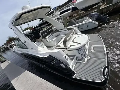 Monterey 355 Sport Yacht