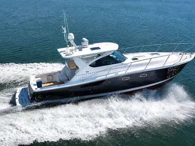 2001 Tiara 3800 Open