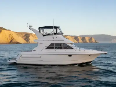 Cruisers 3580 FLYBRIDGE