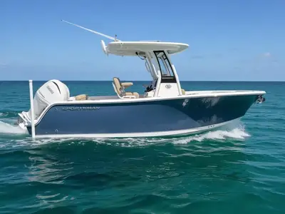 2026 Sportsman Open 232 Center Console